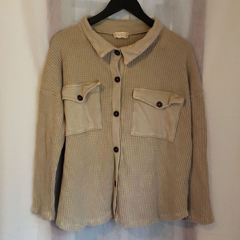 NWT Altar’d State Size S Tan Cream Waffle Cardigan Chest Button Pocket Button-up